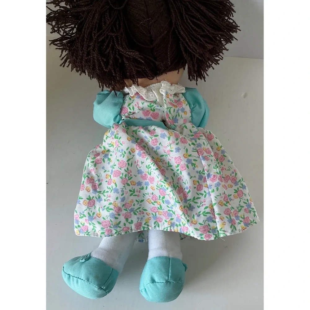 Precious Moments Y2K April Birthday Cloth Doll Floral Dress Teal Apron 12